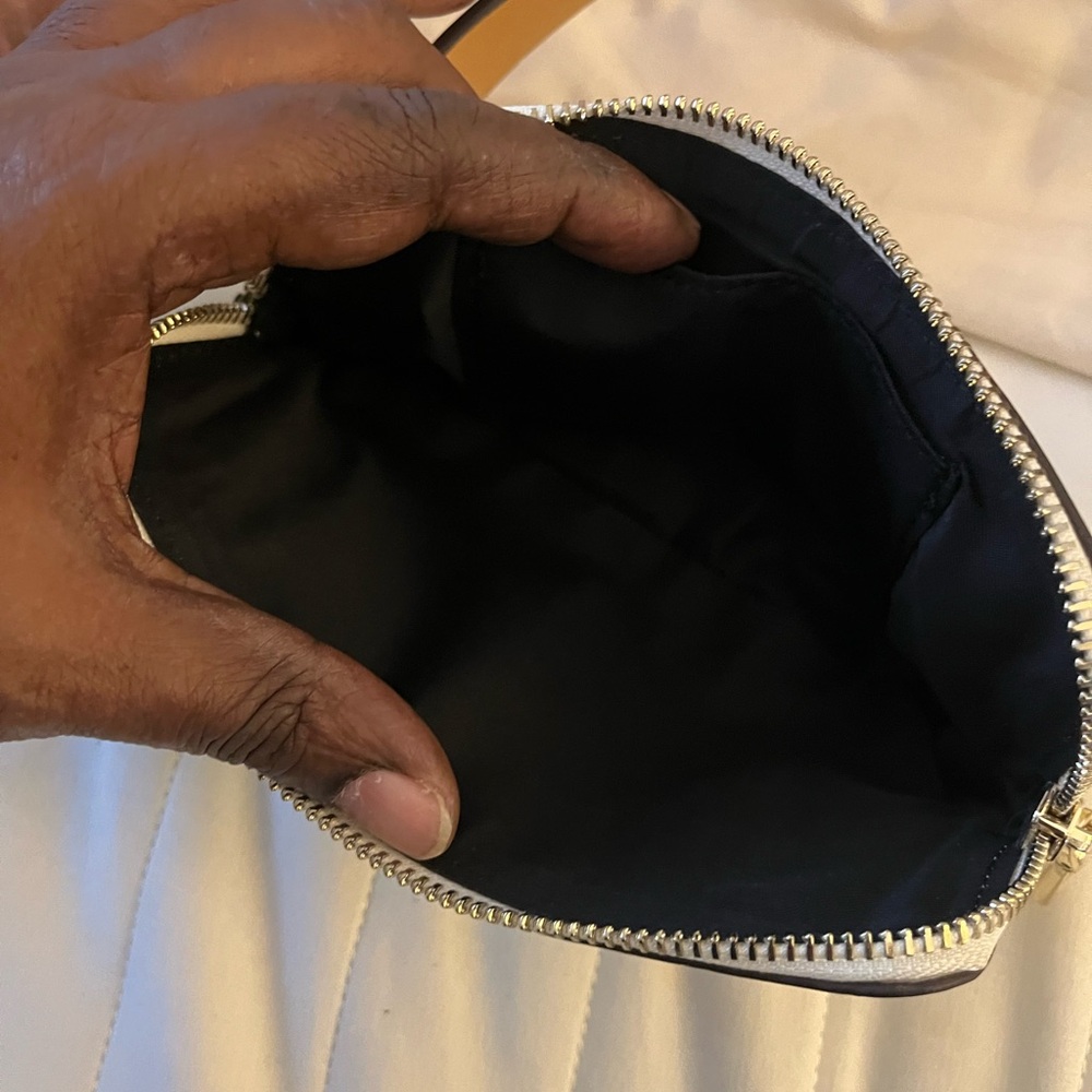 Kate Spade New York Leather Belt bag Fanny Pack - Picture 3 of 7
